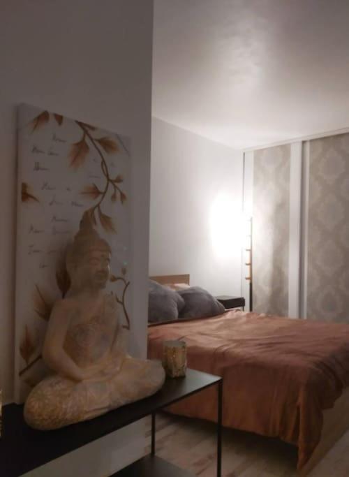 Superb Modern Apartment Клиши Екстериор снимка