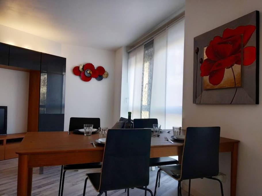 Superb Modern Apartment Клиши Екстериор снимка